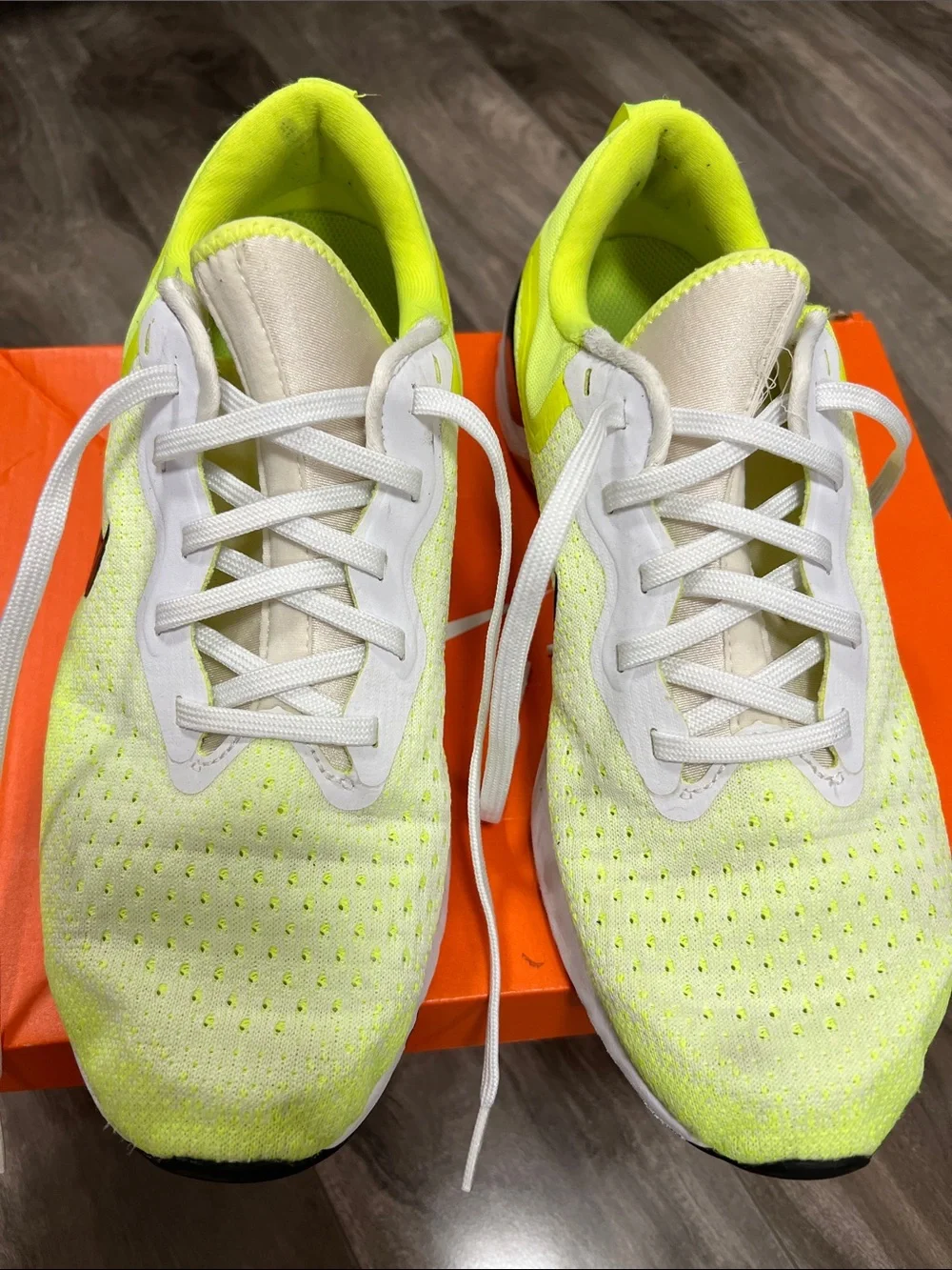 🔥🔥Nike Men’s Neon Yellow and Black Running Shoes - ODYSSEY REACT